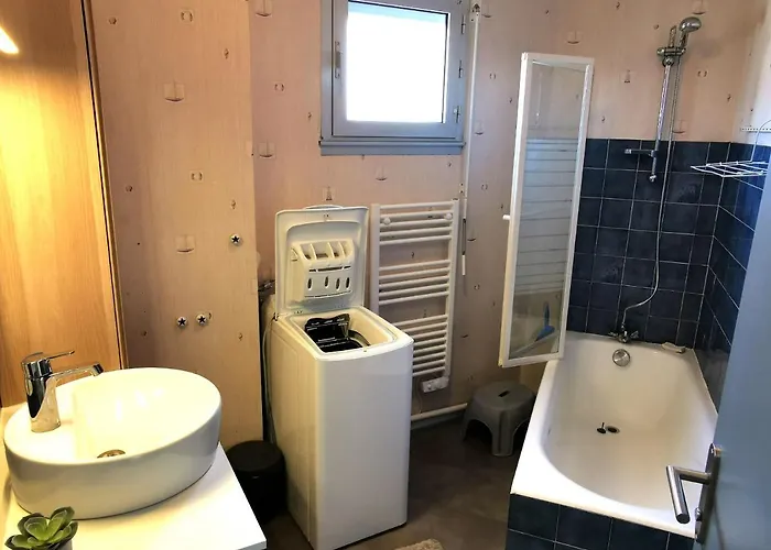 Les Roches Brunes - Face *