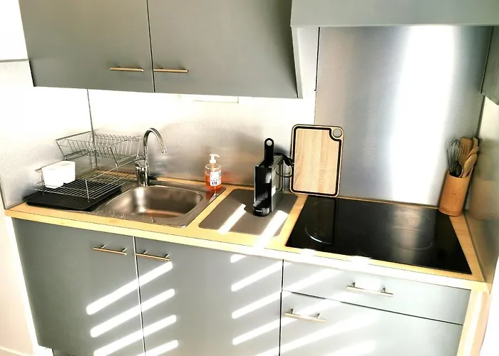 Les Roches Brunes - Face *